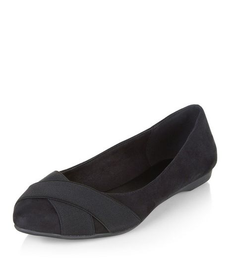 Wide Fit Black Elasticated Trim Pointed Pumps | New Look