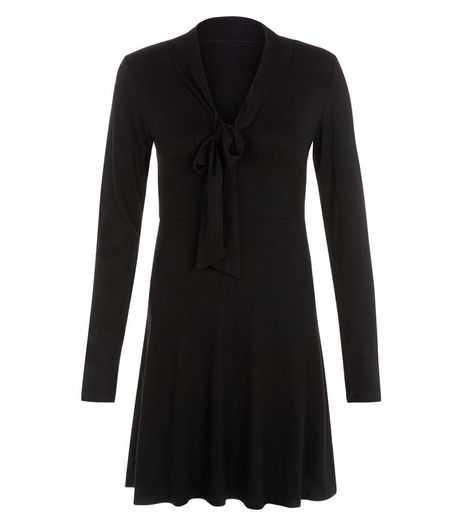 Mela Black Pussybow Dress | New Look