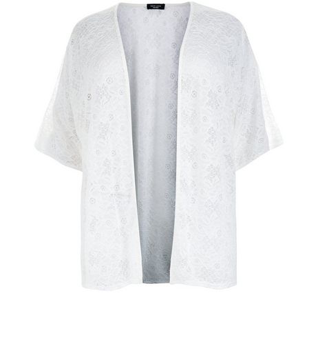 Curves Cream Lace Kimono | New Look