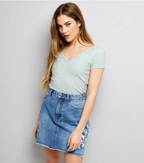 Mint Green V Neck Cap Sleeve T-Shirt | New Look