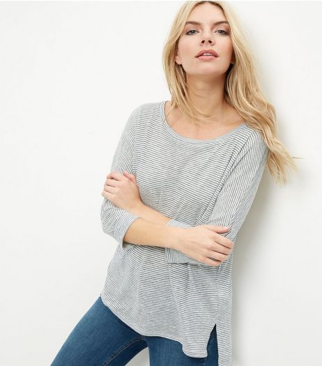 Cream Stripe Batwing Sleeve Step Hem T-Shirt | New Look