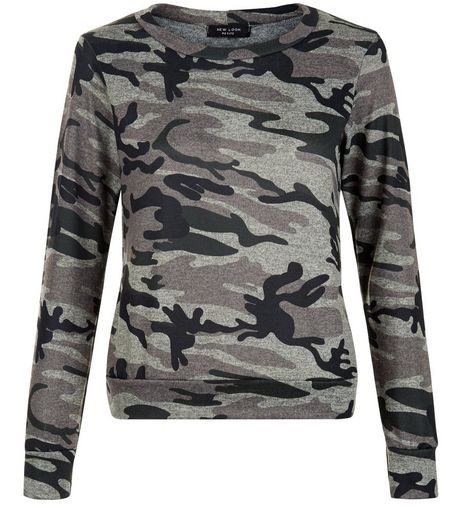Petite Green Camo Print Sweater | New Look