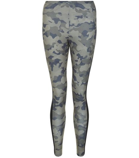 Teens Green Camo Print Side Stripe Leggings | New Look