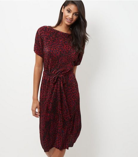 Red Animal Print Pleated Drawstring Waist Slip Dress | New Look