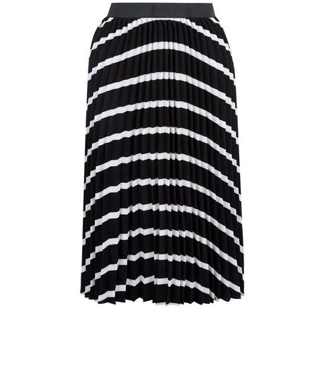 Petite Black Stripe Pleated Skirt | New Look