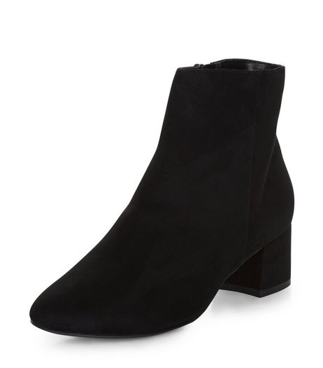 Wide Fit Black Suedette Block Heel Ankle Boots | New Look