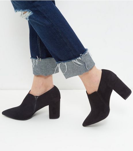 Wide Fit Black Suedette Pointed Shoe Boots | New Look