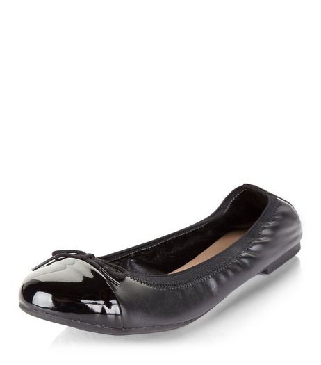 Teens Black Leather-Look Elasticated Pumps | New Look