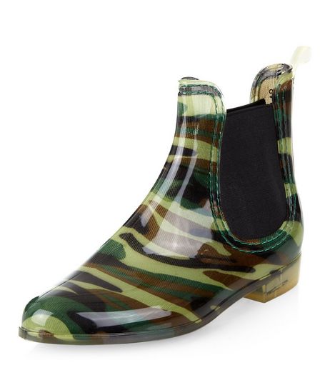 Green Camo Print Chelsea Wellies | New Look