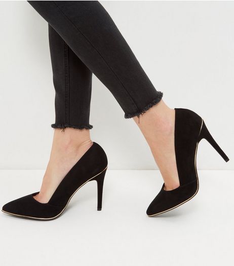 Wide Fit Black Suedette Pointed Court Shoes | New Look