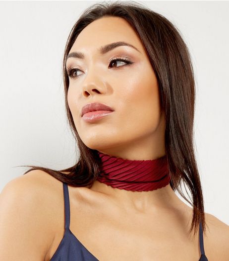 Red Pleated Neck Scarf | New Look