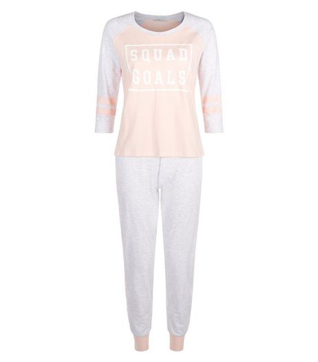 Teens Mid Pink Squad Goals Pyjama Set | New Look