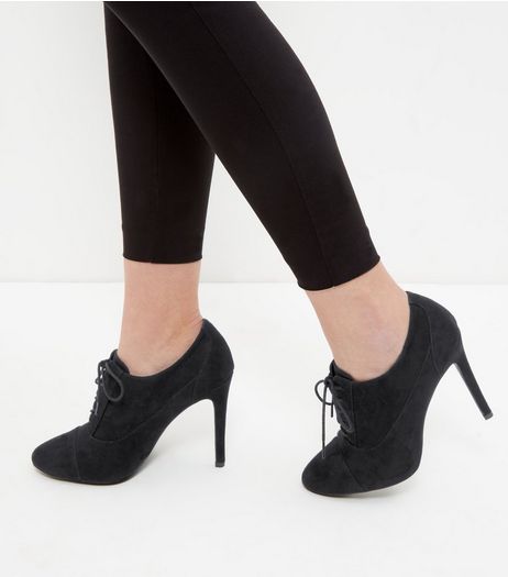 Black Suedette Lace Up Pointed Shoe Boots | New Look