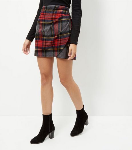 Red Check Ruched Side Wrap Skirt | New Look
