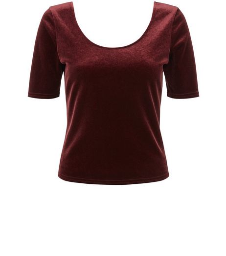 Petite Burgundy Velvet 1/2 Sleeve Scoop Neck Top | New Look