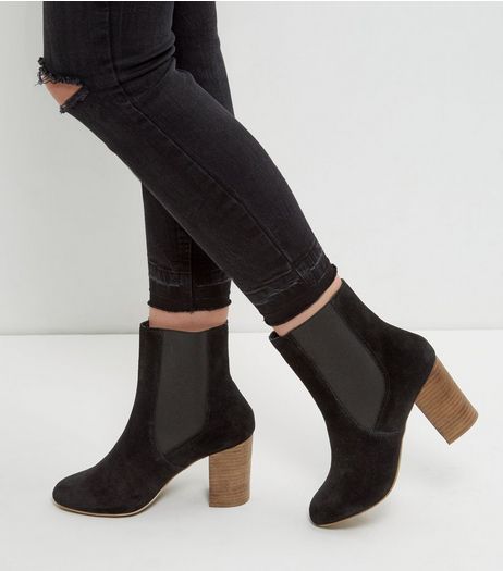 Wide Fit Black Suedette Block Heel Chelsea Boots | New Look