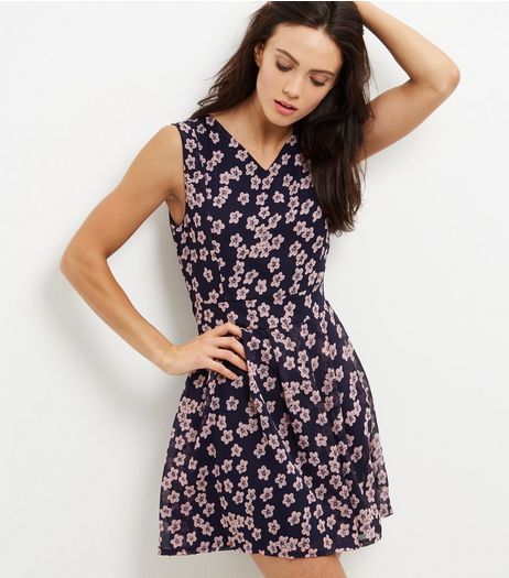Mela Navy Floral Print V Neck Dress | New Look