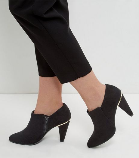 Black Wide Fit Suedette Metal Trim Shoe Boots | New Look