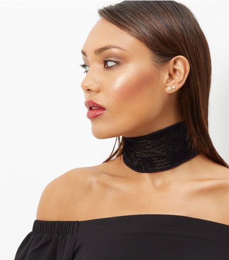 Black Flocked Lace Choker | New Look