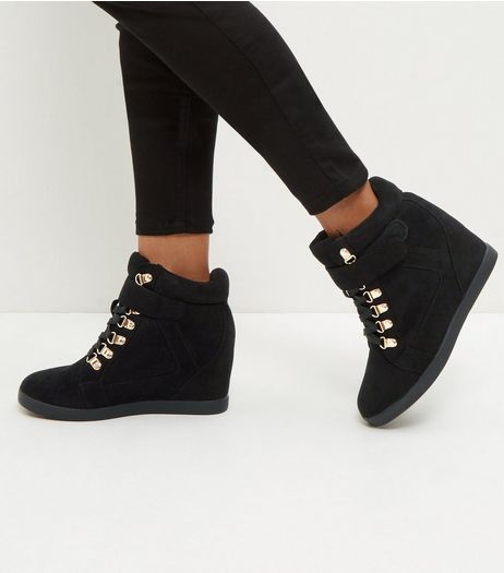 Black Wedge Boots | New Look