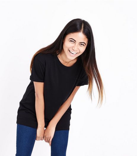 Tall Black Rolled Sleeve Boyfriend T-shirt | New Look