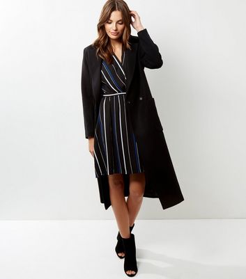 http://media1.newlookassets.com/i/newlook/389581949M1/womens/dresses/day-dresses/blue-stripe-wrap-front-dress/?$plp_3_row$