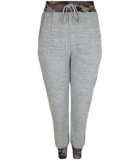 Curves Green Camo Patched Lounge Joggers | New Look