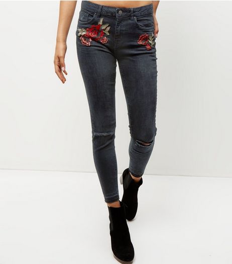Black Rose Emboidered Skinny Jeans | New Look