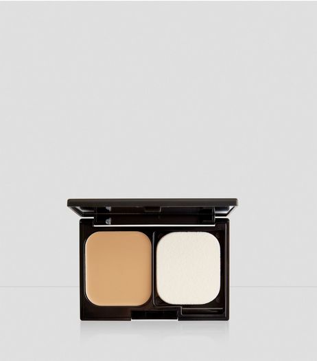 Natural Tan Flawless Foundation Compact | New Look