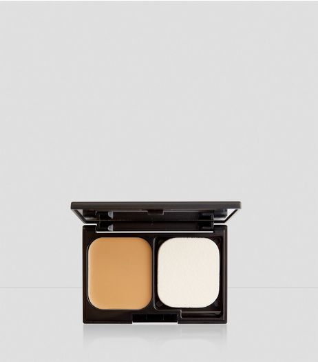 Rich Tan Flawless Foundation Compact | New Look