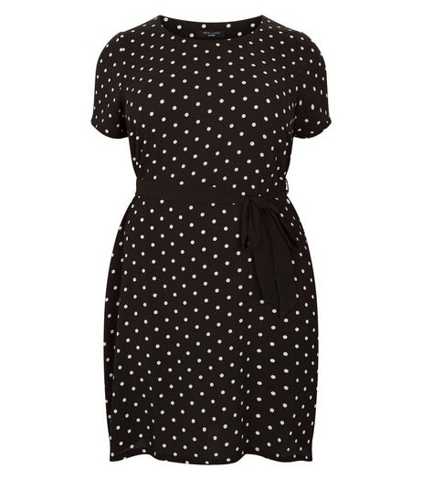 Curves Black Spot Print Belted Dress | New Look