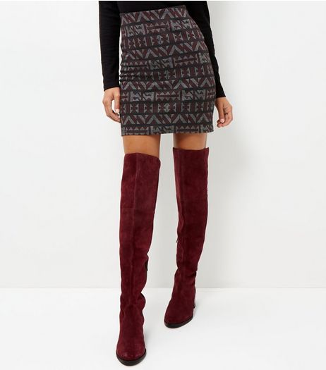 Burgundy Abstract Print Jacquard Textured Tube Skirt | New Look
