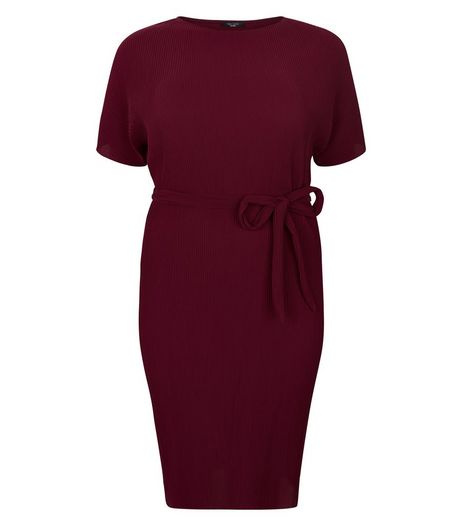 Curves Burgundy Pleated Midi Dress | New Look