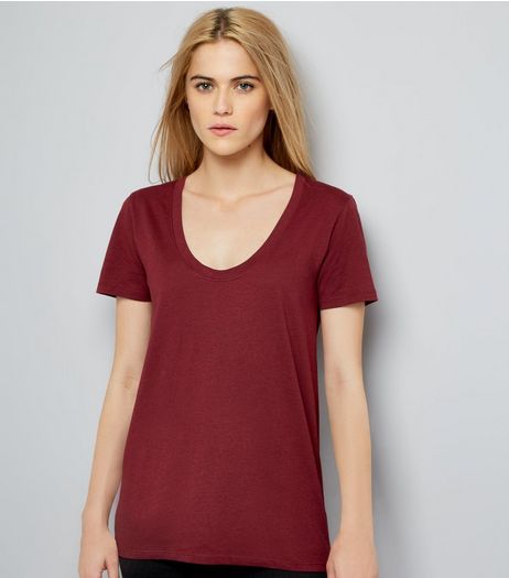 Burgundy Scoop Neck Short Sleeve T-Shirt | New Look