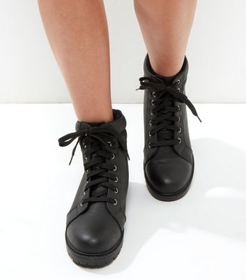 new look flat lace up boots