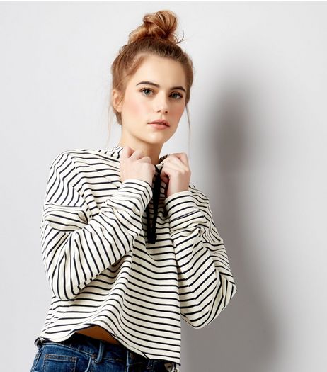 White Stripe Drop Arm Cropped Hoodie | New Look