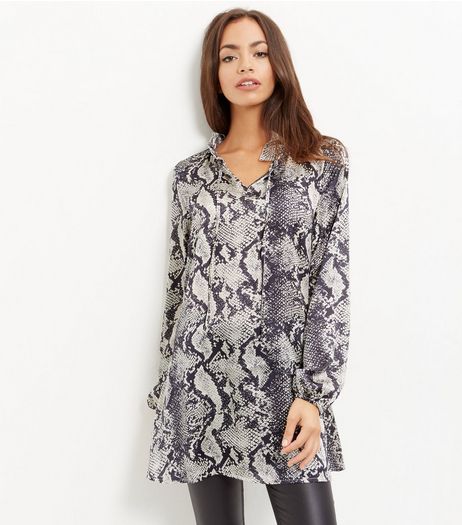 Blue Vanilla Black Snakeskin Print Tunic | New Look