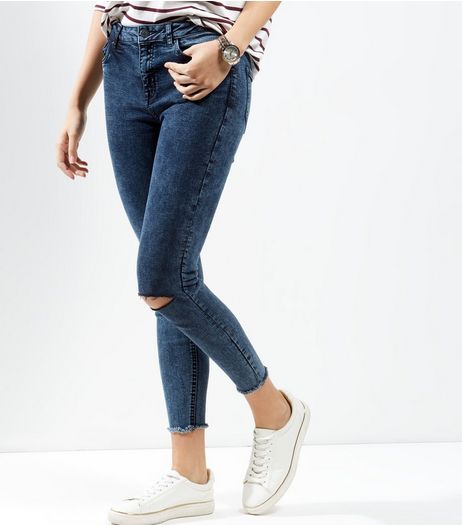 Navy Acid Wash Ripped Knee Fray Hem Skinny Jeans | New Look