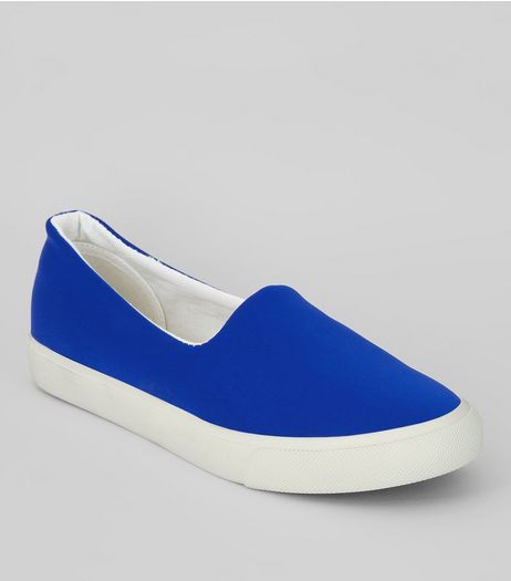 Bright Blue Scuba Plimsolls | New Look