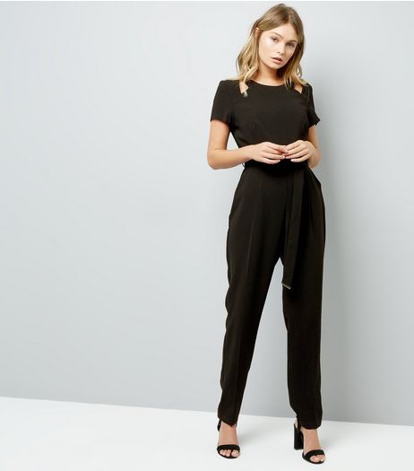 Black Cut Out Shoulder Jumpsuit | New Look