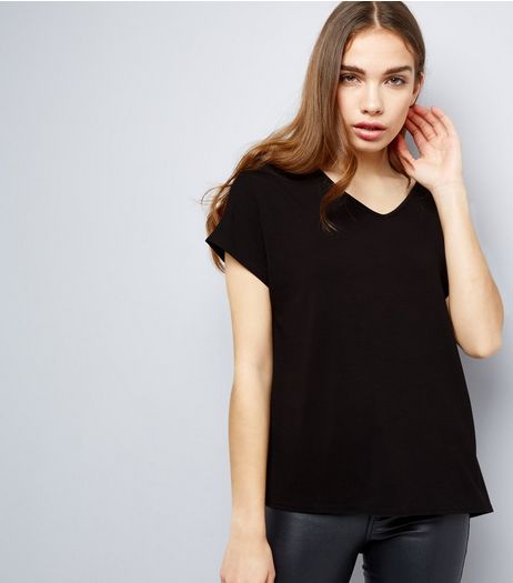 Black Eyelet Trim Tie Back Woven Top | New Look