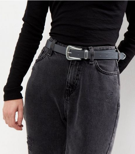 Black Sleek Western Buckle Belt | New Look