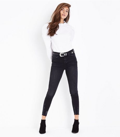 Black Fray Hem Skinny Jenna Jeans | New Look