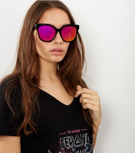 Black Holographic Mirrored Lense Sunglasses | New Look