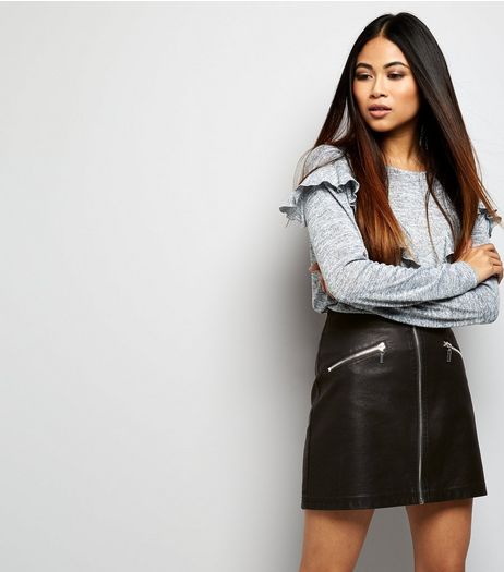 Petite Black Leather-Look Zip Front Skirt | New Look
