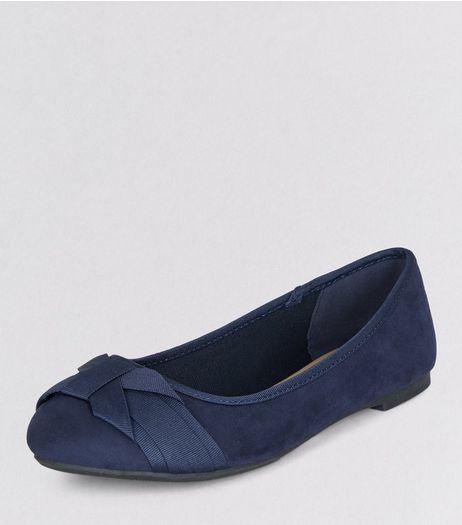 Teens Suedette Bow Front Pumps | New Look