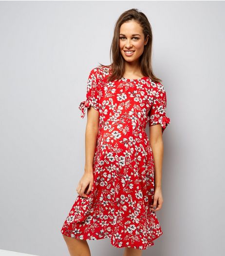 Maternity Red Floral Tie Sleeve Dress | New Look