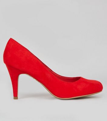 wide fit red court shoes