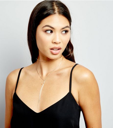Gold Layered Delicate Chain Choker | New Look