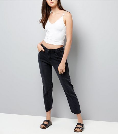 Black Seam Front Frayed Hem Straight Leg Jeans | New Look